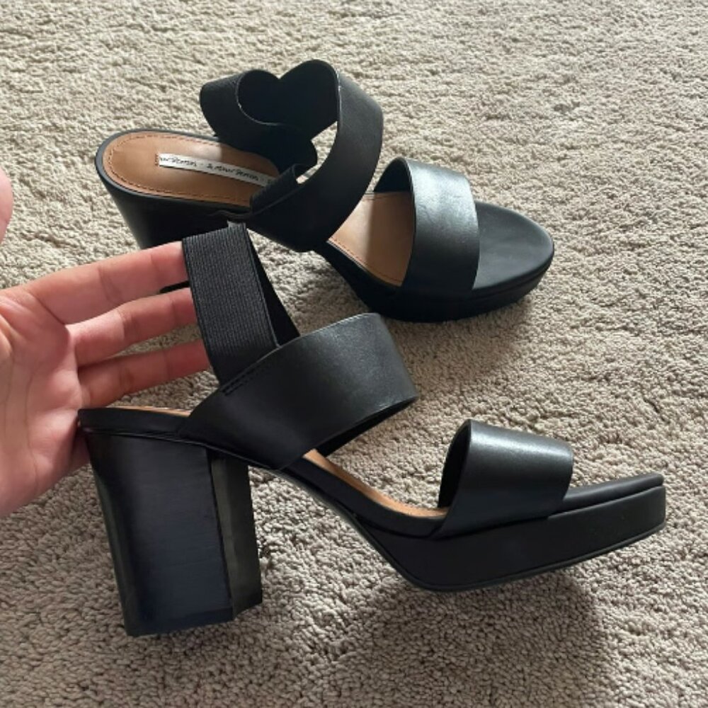 & OTHER STORIES Black Blocked Heels Size 6.5